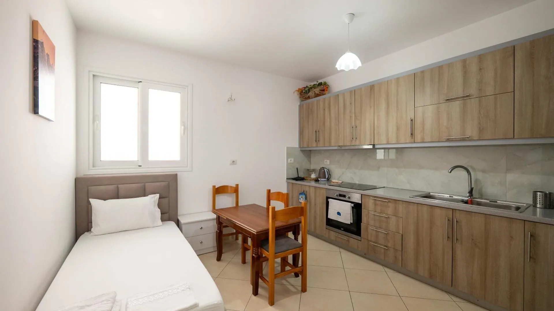 Afrodites Rooms Σαράντα