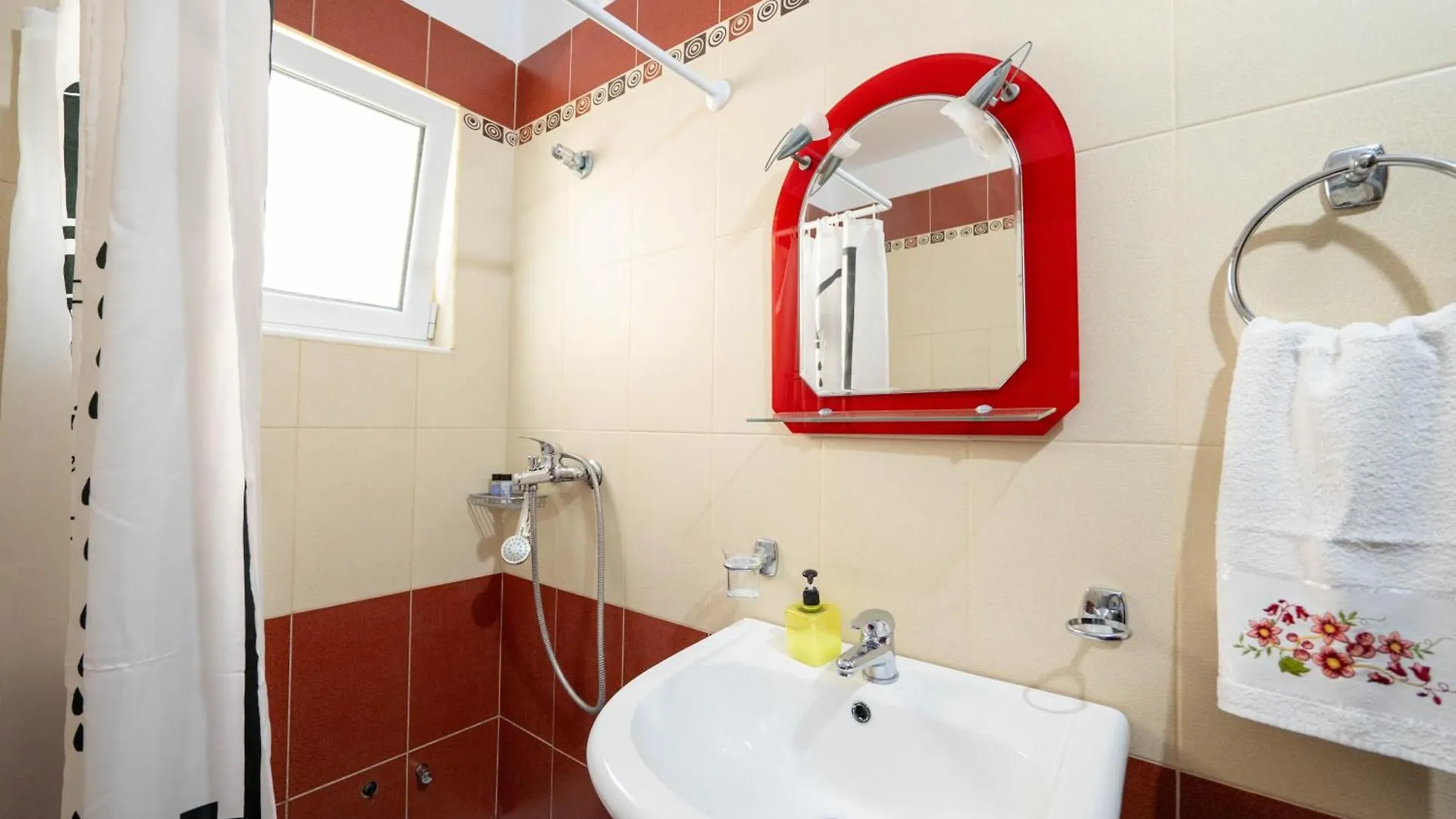 Afrodites Rooms Σαράντα 0*,  Αλβανία
