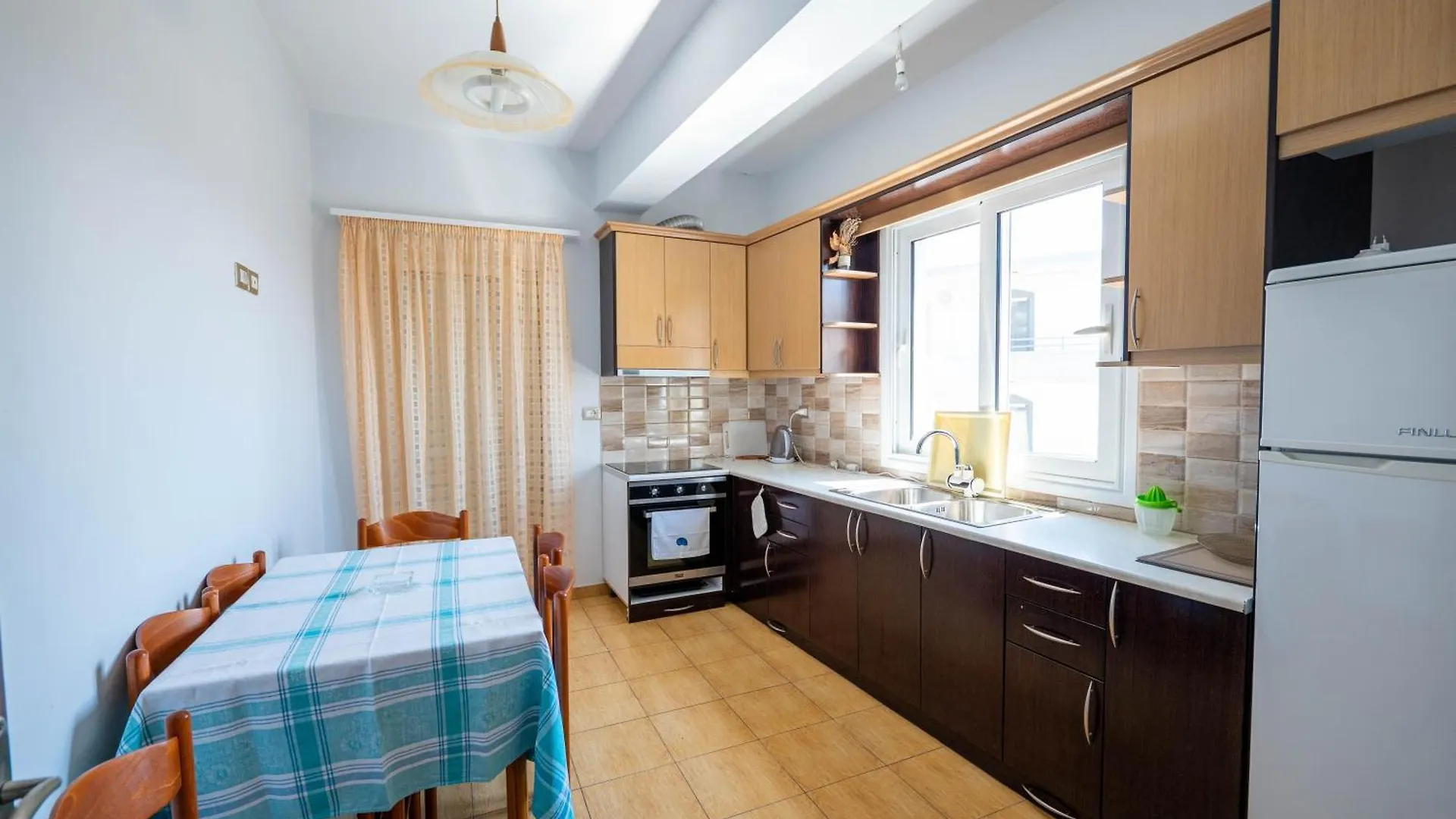 Διαμέρισμα Afrodites Rooms Σαράντα